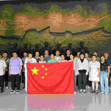 “红色足迹 追忆初心”——凯时尊龙人生就是博电气联合共建党总支开展主题党建运动